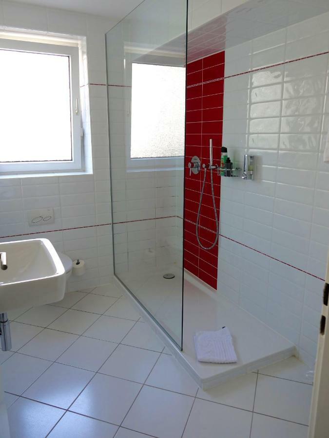 Stadthotel Langenfeld Langenfeld  Pokój zdjęcie